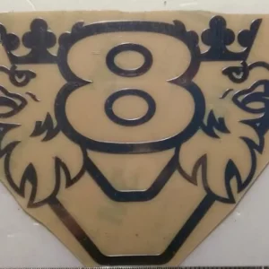 Nr29. V8 logo med Griffen på begge sider  (ca. 80 x 50 mm)
